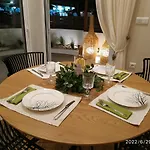 Апартаменти Christina Boutique