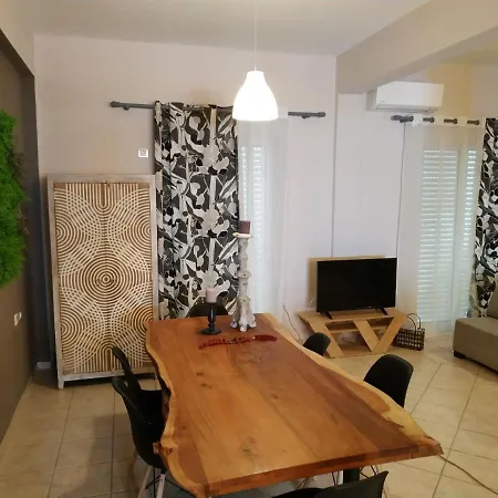 Christina Boutique Apartment *