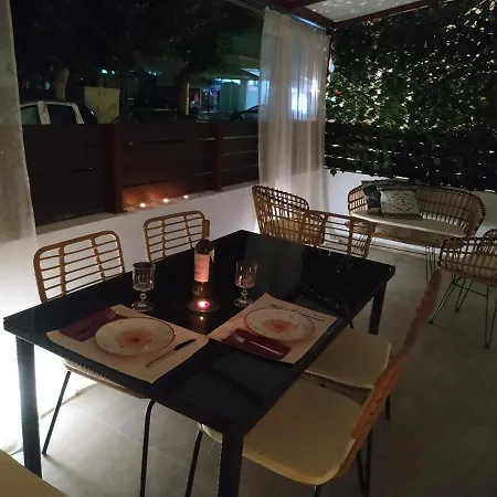 Διαμέρισμα Christina Boutique