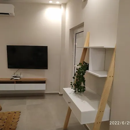 Διαμέρισμα Christina Boutique *